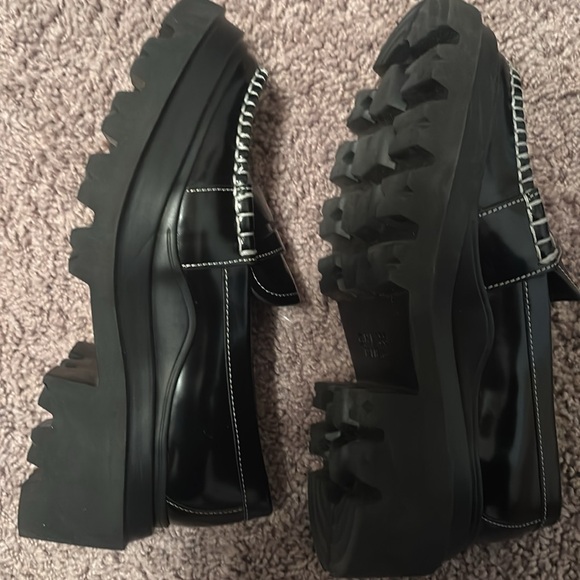 G.H. Bass & Co. Black loafers - Worn only once! - Picture 4 of 6